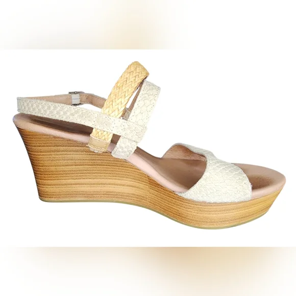 Ugg Lira Mar Leather Sandals, Womens 6 - Picture 7 of 10